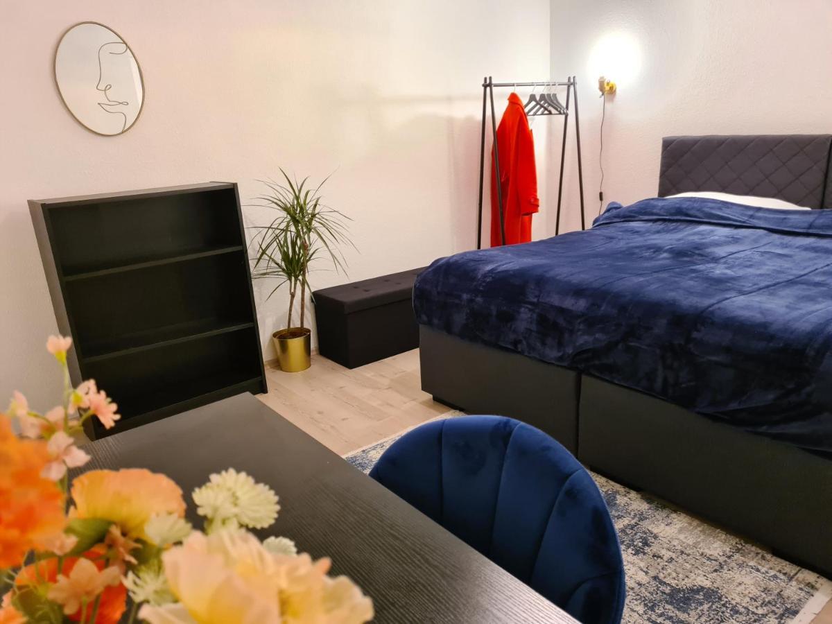 Theox Apartment No 6 Royal Blue für 4 Personen Mannheim Exterior foto